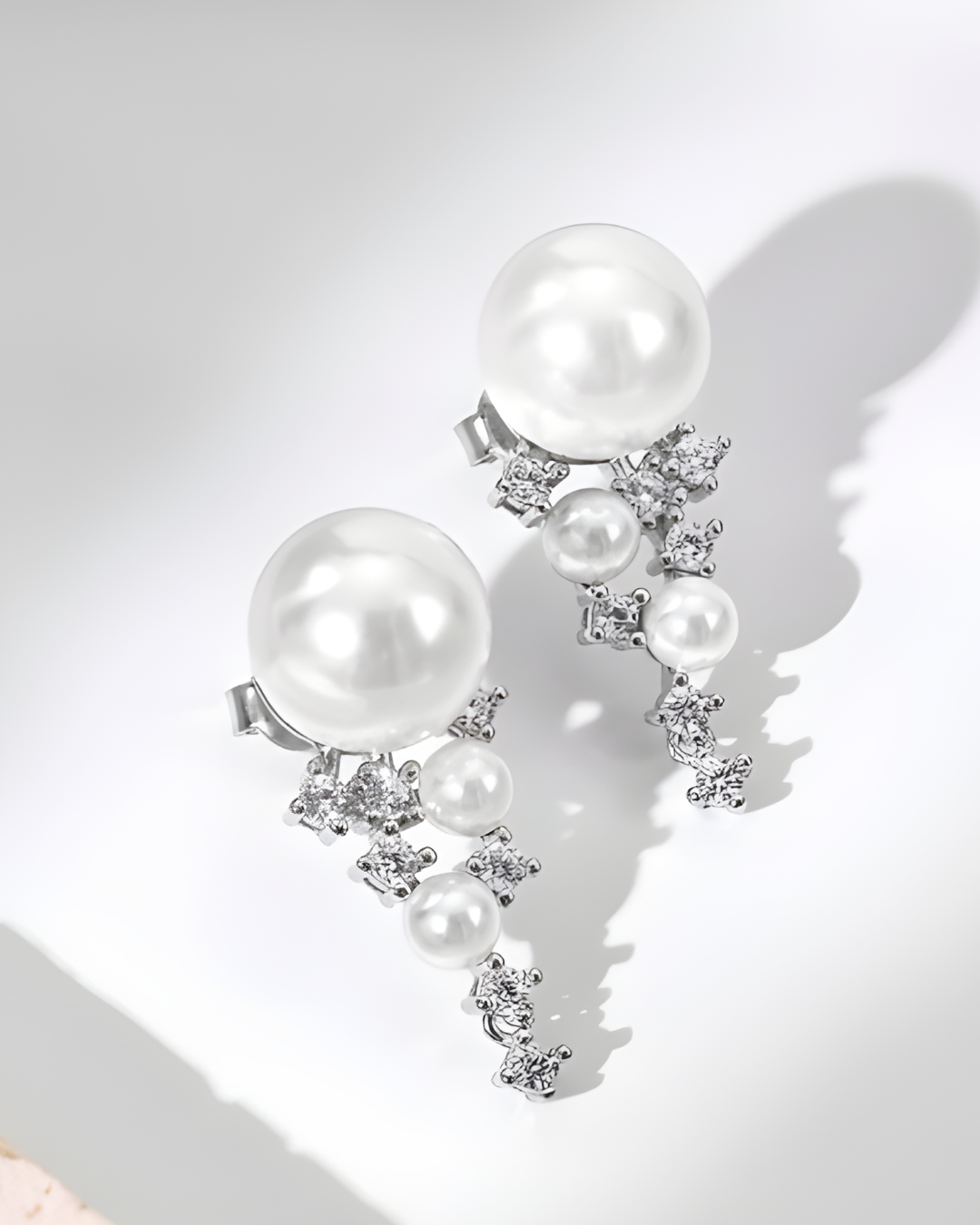 Perle de Lune - Boucles d'Oreilles en Argent Blanc avec Perle centrale